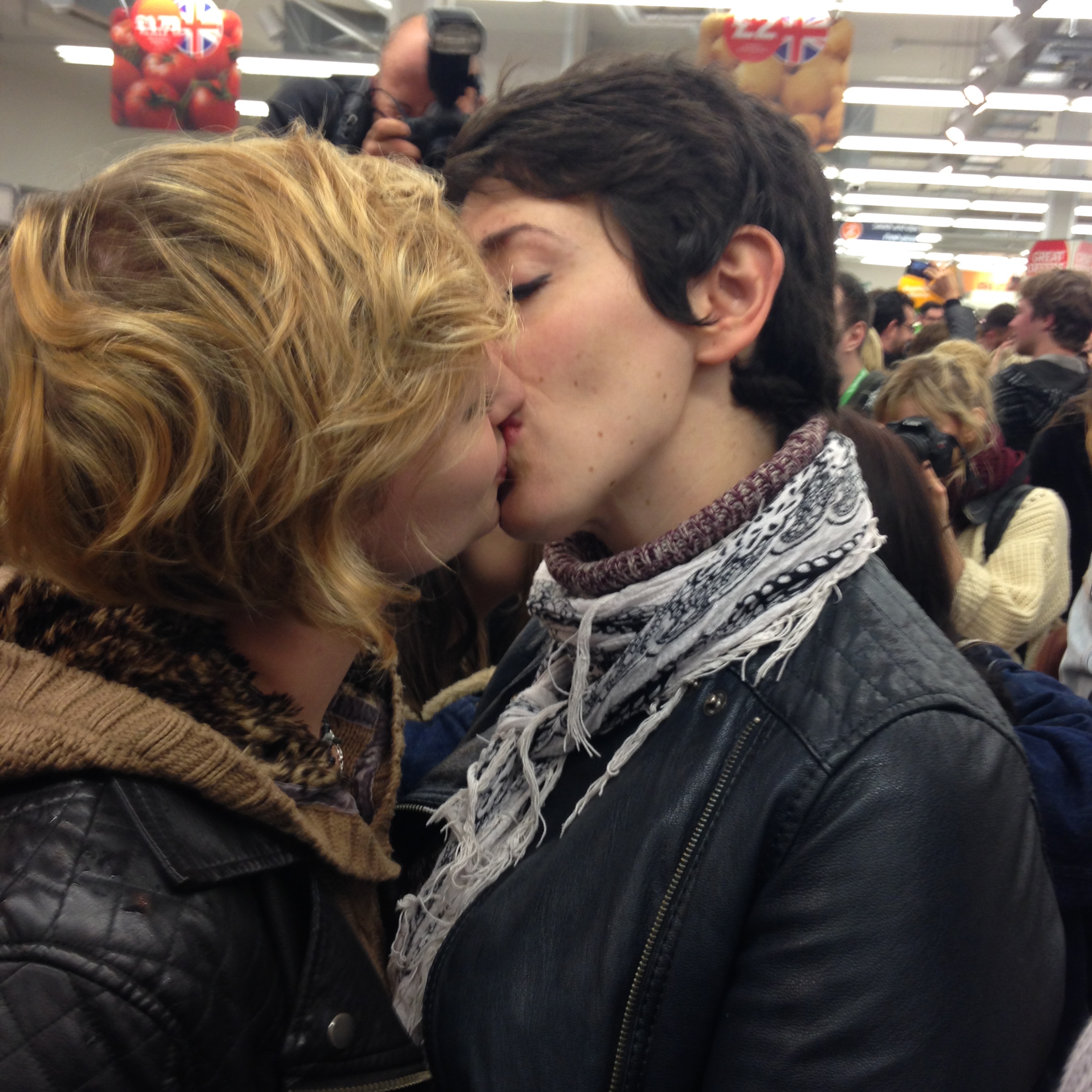 Granny Lesbians Kiss 42